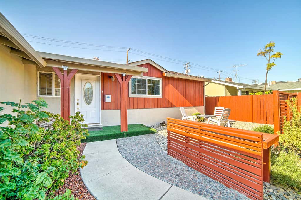 Pet-Friendly Santa Clara Home: 6 Mi to San Jose!