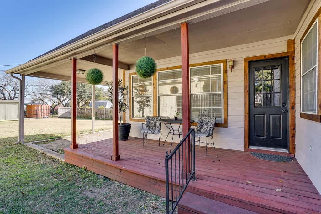 Walk to Shops: Centrally Located Fort Worth Home