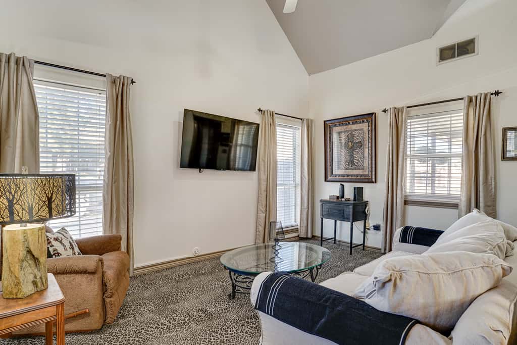 Walk to Shops: Centrally Located Fort Worth Home