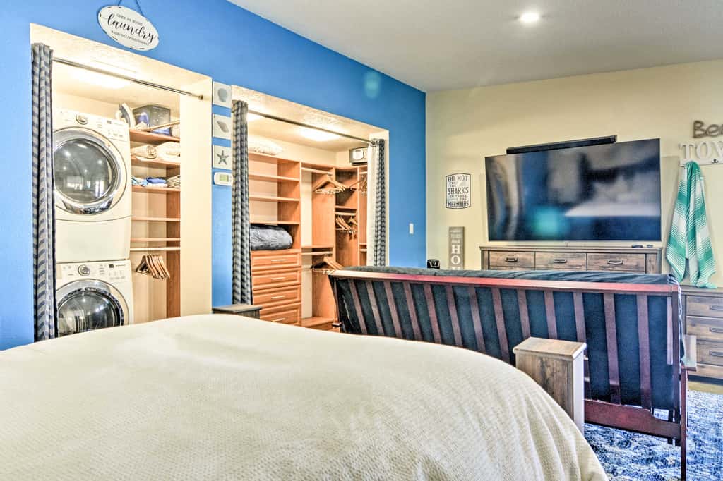 Albuquerque Studio with Shared Pool & Fire Pit!