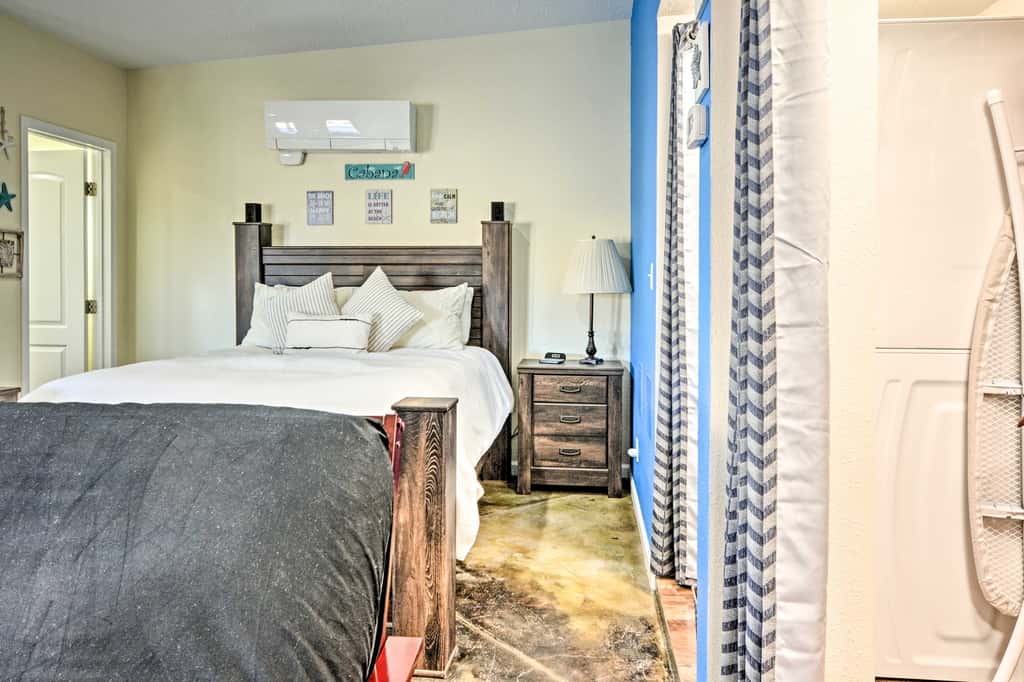 Albuquerque Studio with Shared Pool & Fire Pit!