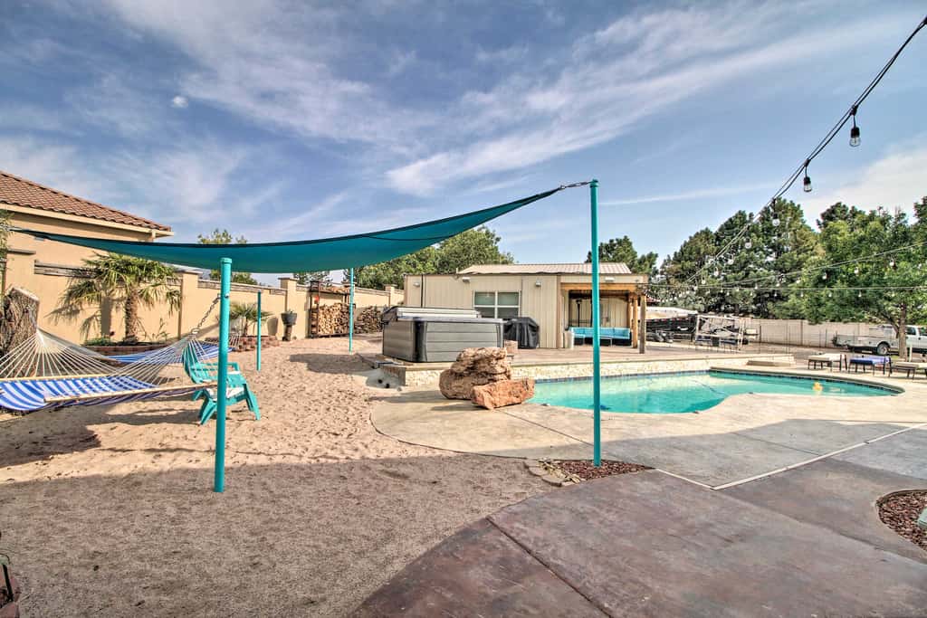 Albuquerque Studio with Shared Pool & Fire Pit!