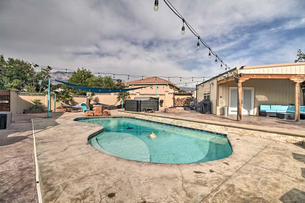 Albuquerque Studio with Shared Pool & Fire Pit!