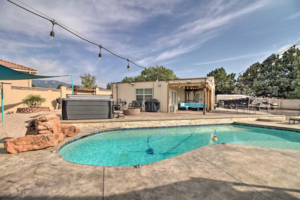 Albuquerque Studio with Shared Pool & Fire Pit!