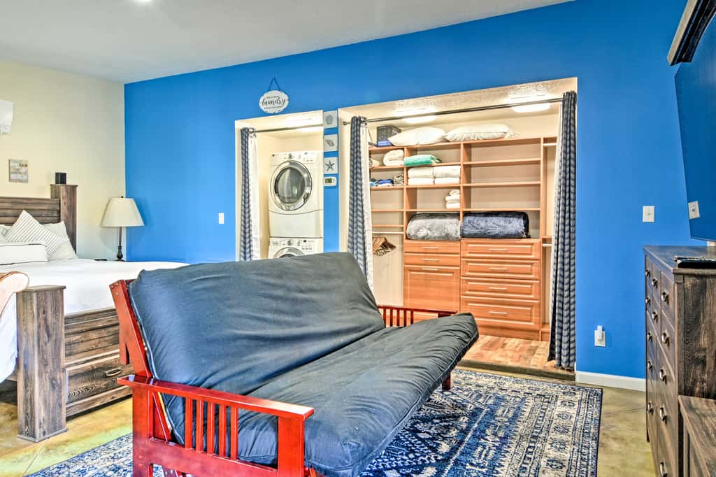 Albuquerque Studio with Shared Pool & Fire Pit!