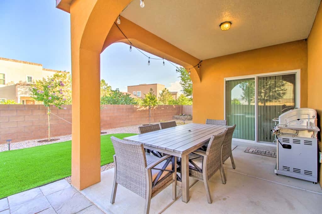 Walk to Netflix Studios: Updated ABQ Getaway!