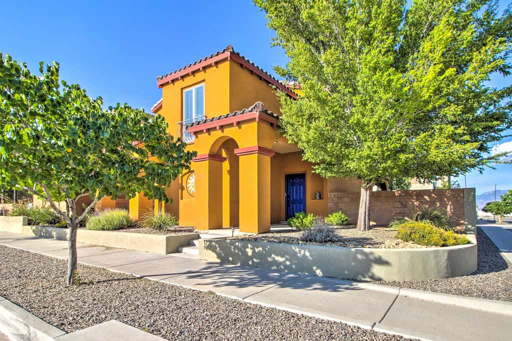 Walk to Netflix Studios: Updated ABQ Getaway!