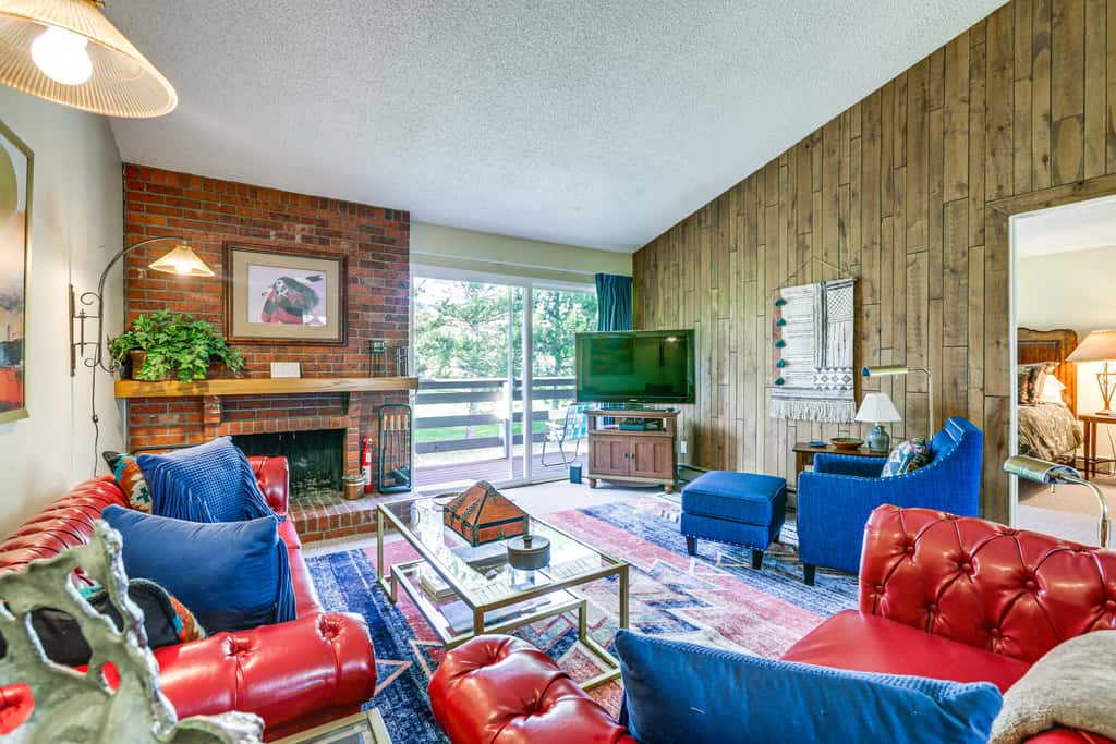 Carbondale Condo w/ Balcony & On-Site Fly Fishing!