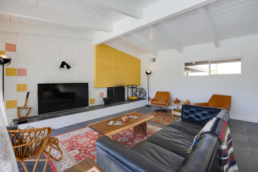 Borrego Springs Retreat w/ Pool & Mtn Views