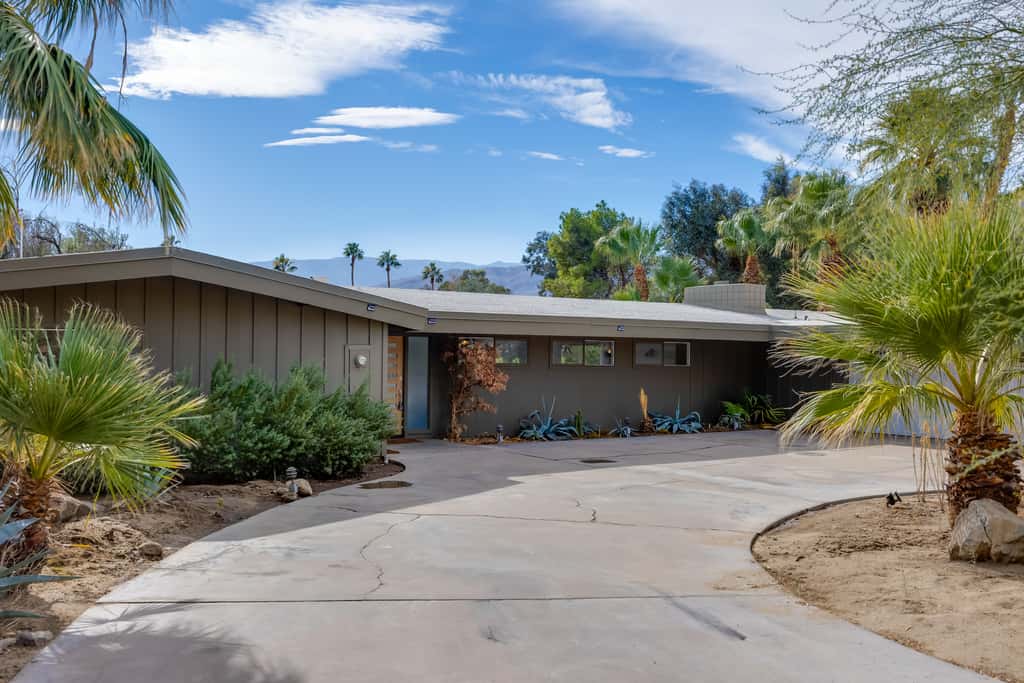 Borrego Springs Retreat w/ Pool & Mtn Views