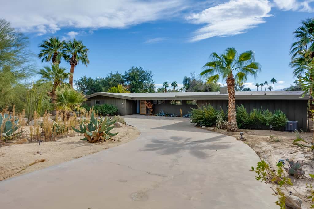 Borrego Springs Retreat w/ Pool & Mtn Views