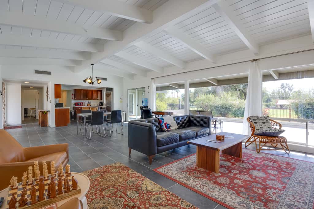 Borrego Springs Retreat w/ Pool & Mtn Views