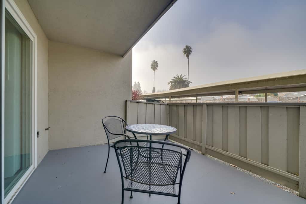2 Mi to Dtwn Pleasanton Condo w/ Pool Access