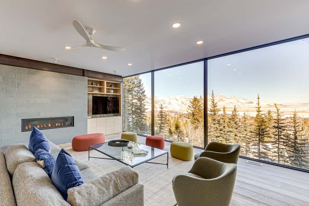 1 Mi to Downtown Jackson: Modern Retreat w/ Views