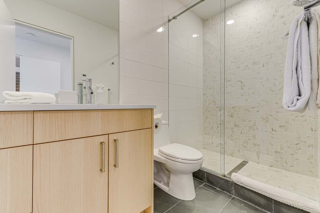 1 Mi to Downtown Jackson: Modern Retreat w/ Views