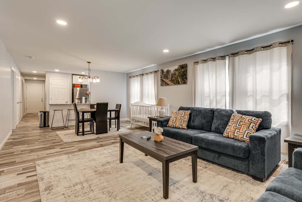 13 Mi to Gillette Stadium: Pet-Friendly Apt!