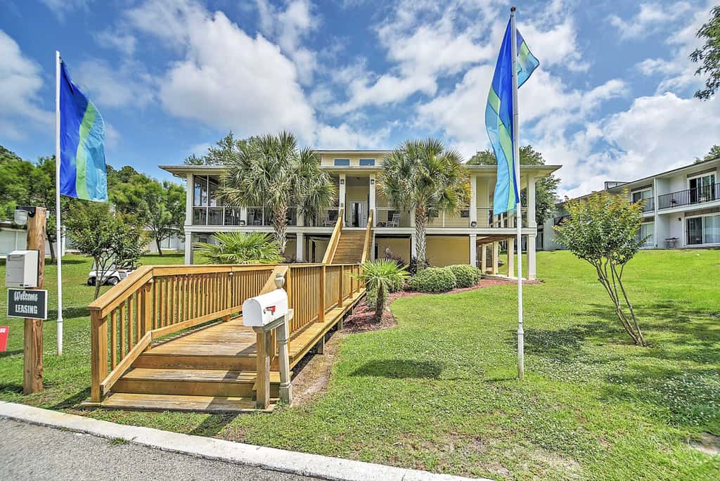 Ocean Springs Condo in Waterfront Resort!