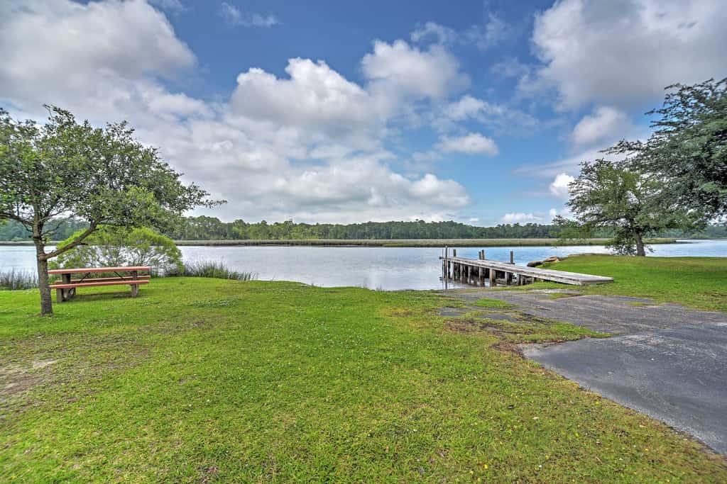 Ocean Springs Condo in Waterfront Resort!