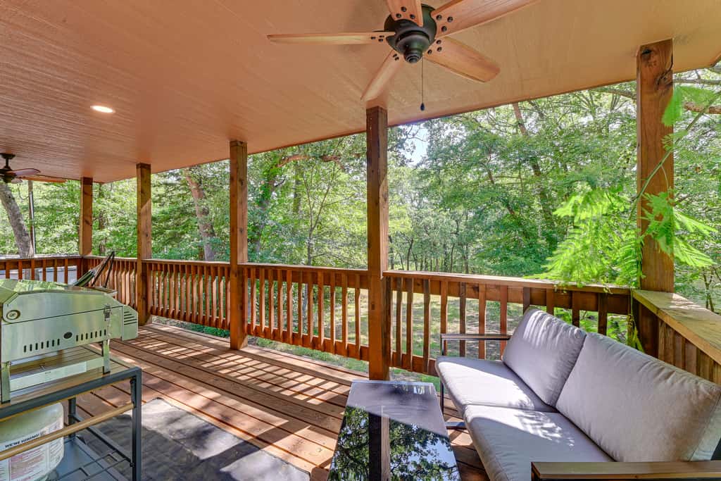 3 Mi to Lake Texoma: Gordonville Getaway!