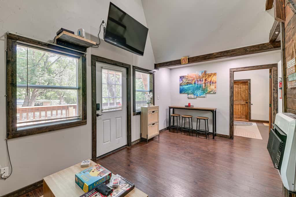 3 Mi to Lake Texoma: Gordonville Getaway!