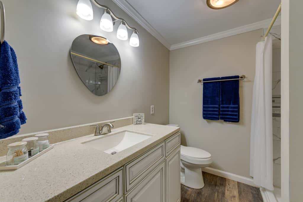 Pet-Friendly Lexington Vacation Rental on Lake!