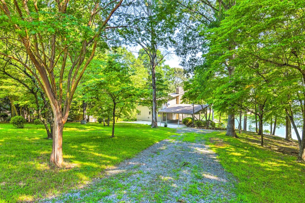 Quaint Lake Norman Home w/ Boat Dock + Grill!
