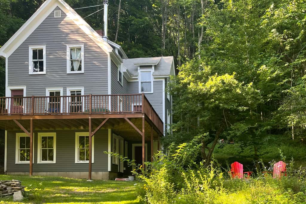 'Woodland Hideaway': Ski & Unwind in the Pines!