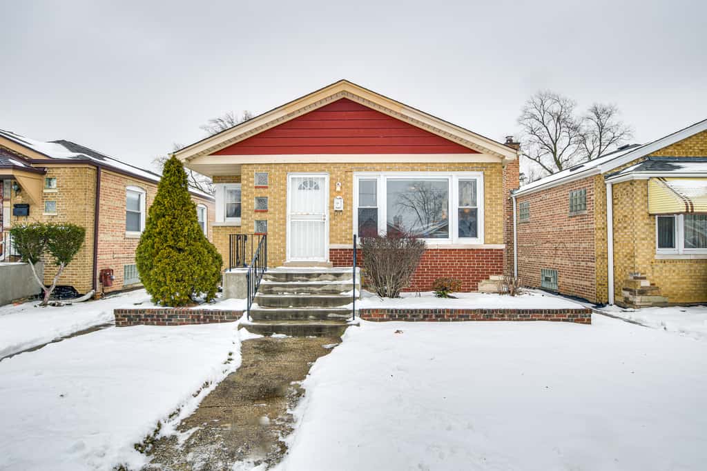 Chicago Home in Quiet Area w/ Fenced-In Backyard
