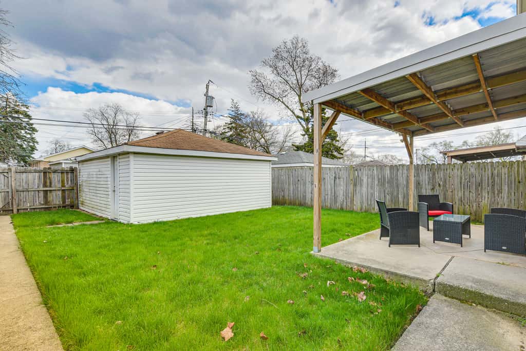 Chicago Home in Quiet Area w/ Fenced-In Backyard