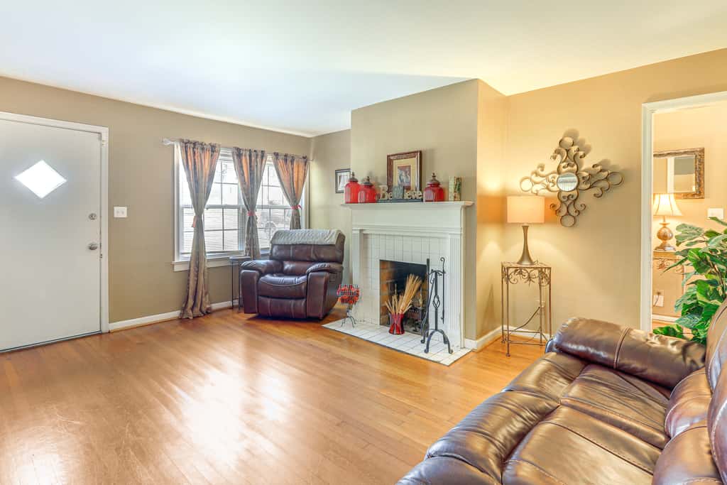 5 Mi to Dtwn ATL! Family Home w/ Veranda & Yard