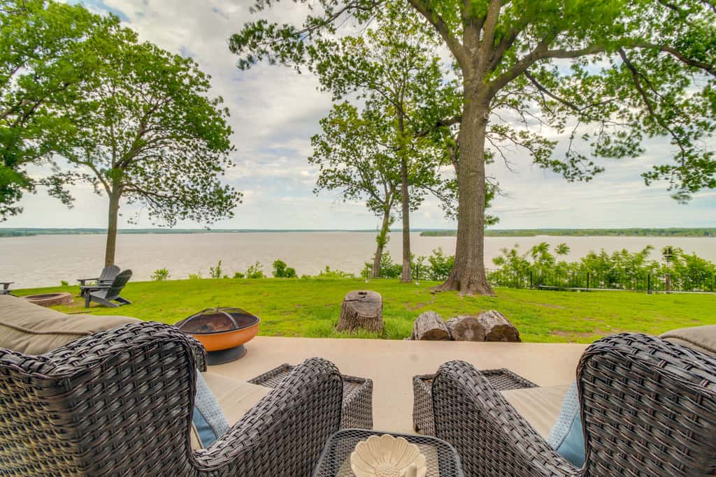 Water-View Patio, Near Golf! Port Duncan Retreat