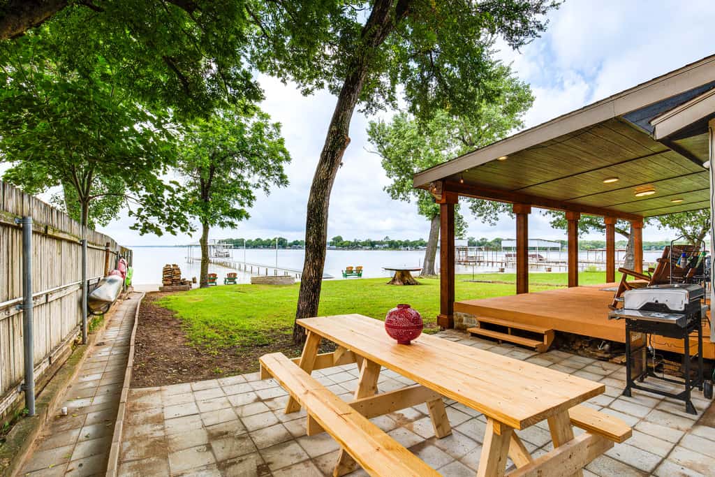 Private Dock & Deck: Eagle Mountain Lake Retreat!
