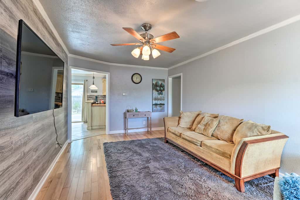 5 Mi to Fort Hood! ‘Brooklyn House’ w/ Fenced Yard
