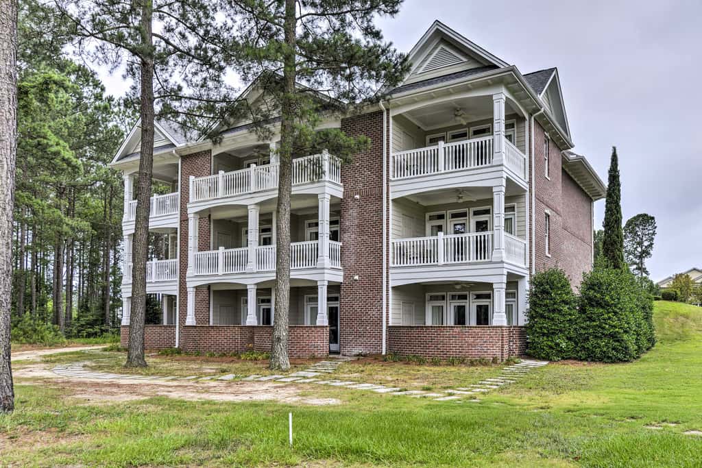 Anderson Creek Club Condo w/ Community Amenities!