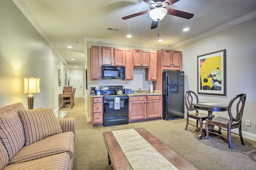 Anderson Creek Club Condo w/ Community Amenities!