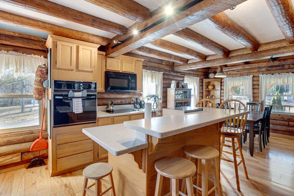 Hike, Fish & Boat Nearby! Bloomington Family Cabin