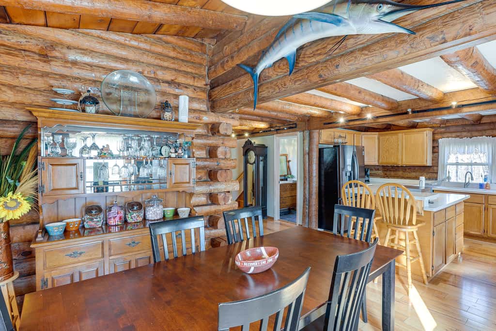 Hike, Fish & Boat Nearby! Bloomington Family Cabin