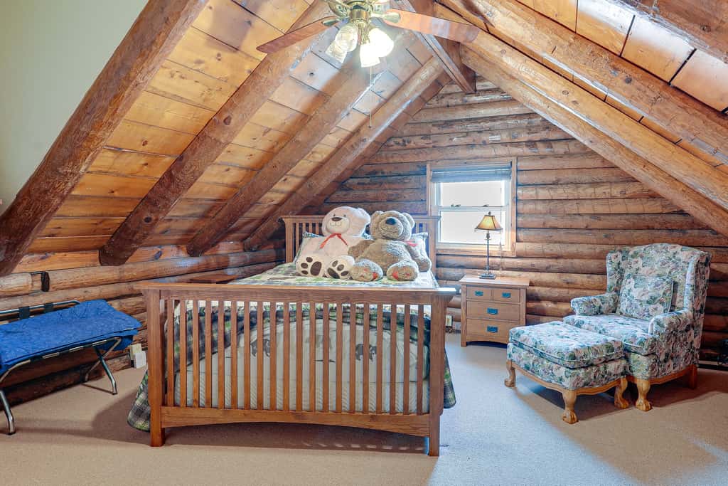 Hike, Fish & Boat Nearby! Bloomington Family Cabin