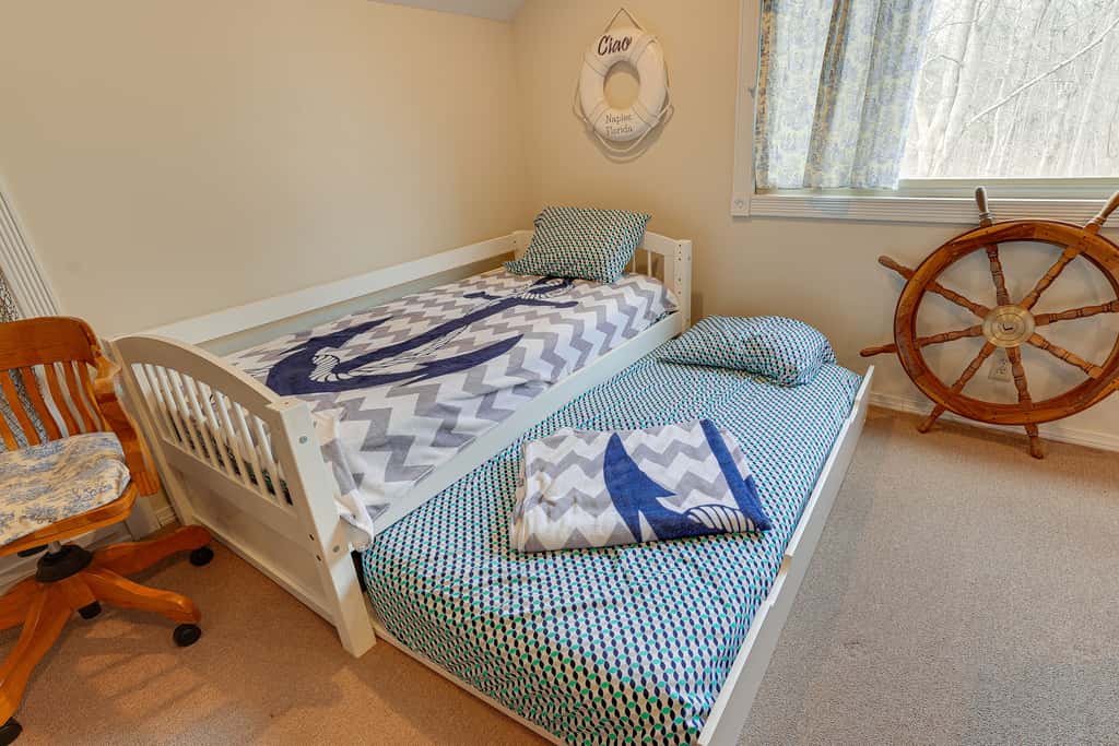 Hike, Fish & Boat Nearby! Bloomington Family Cabin
