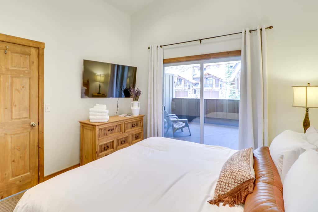 Ski-In/Ski-Out Whitefish Duplex w/ Hot Tub!