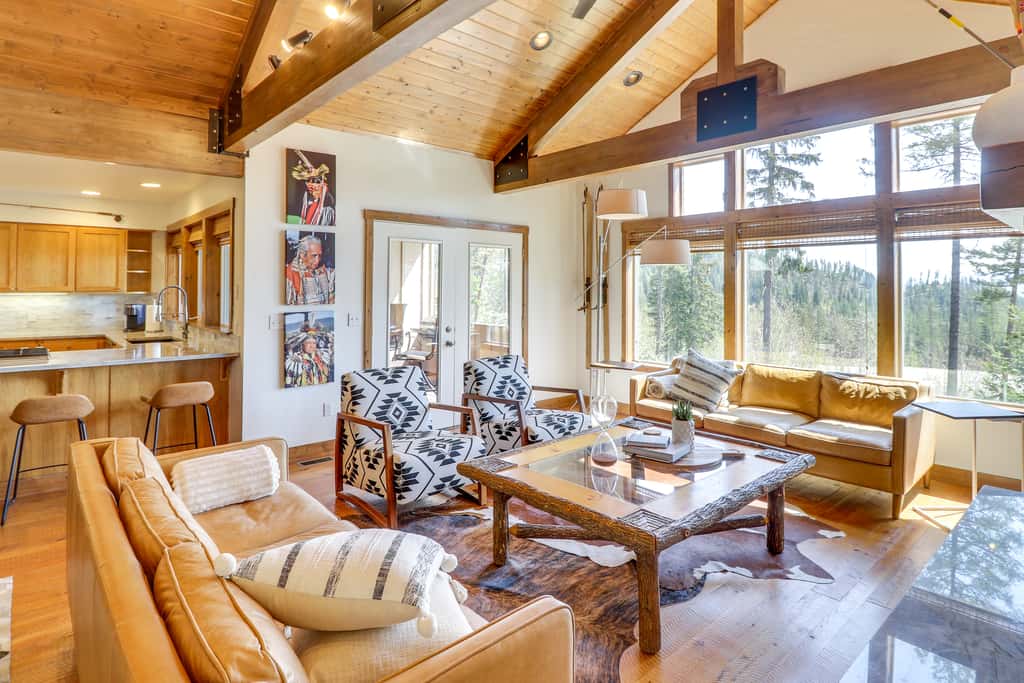 Ski-In/Ski-Out Whitefish Duplex w/ Hot Tub!