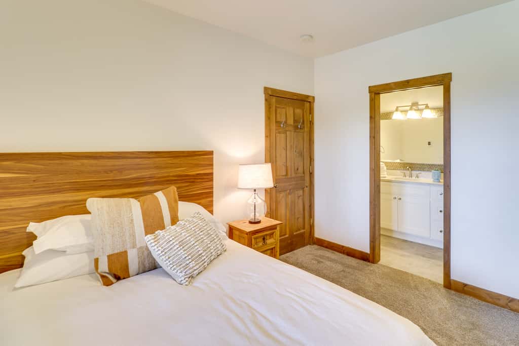 Ski-In/Ski-Out Whitefish Duplex w/ Hot Tub!