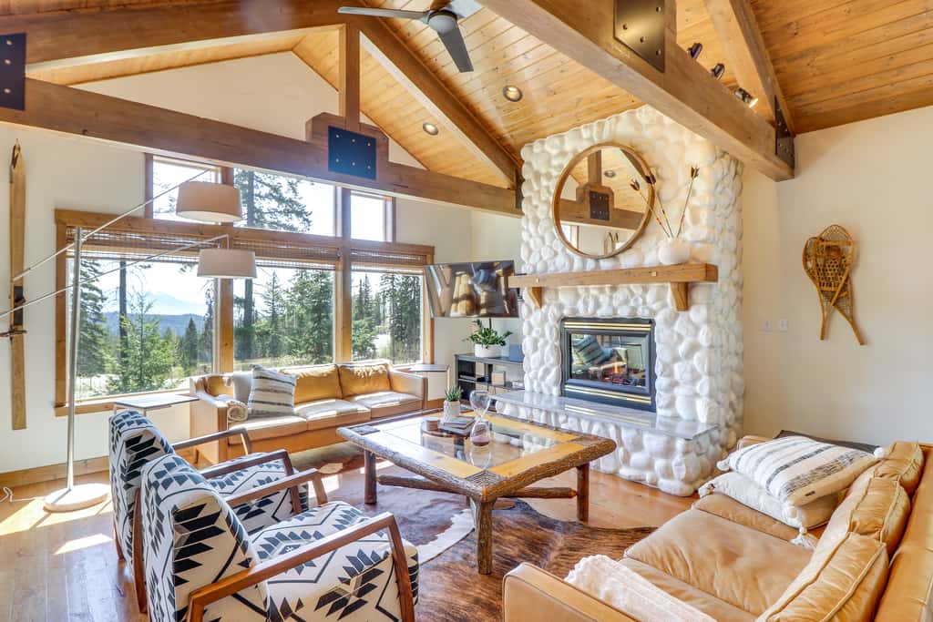 Ski-In/Ski-Out Whitefish Duplex w/ Hot Tub!