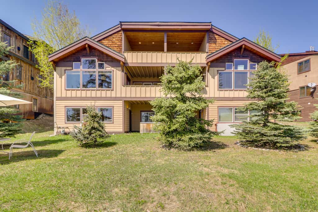 Ski-In/Ski-Out Whitefish Duplex w/ Hot Tub!