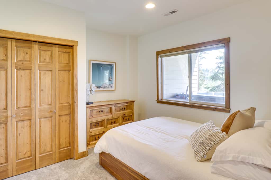 Ski-In/Ski-Out Whitefish Duplex w/ Hot Tub!