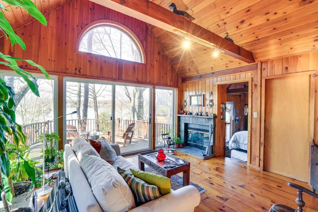 Treehouse Sanctuary Nature Retreat