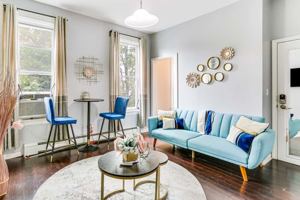 Explore & Work! Stylish Washington Heights Duplex