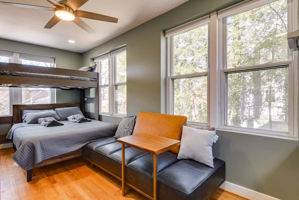 Commuter's Dream! Cheverly Studio 1/2 Mi to Metro