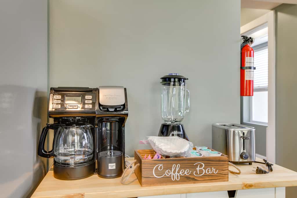 Commuter's Dream! Cheverly Studio 1/2 Mi to Metro