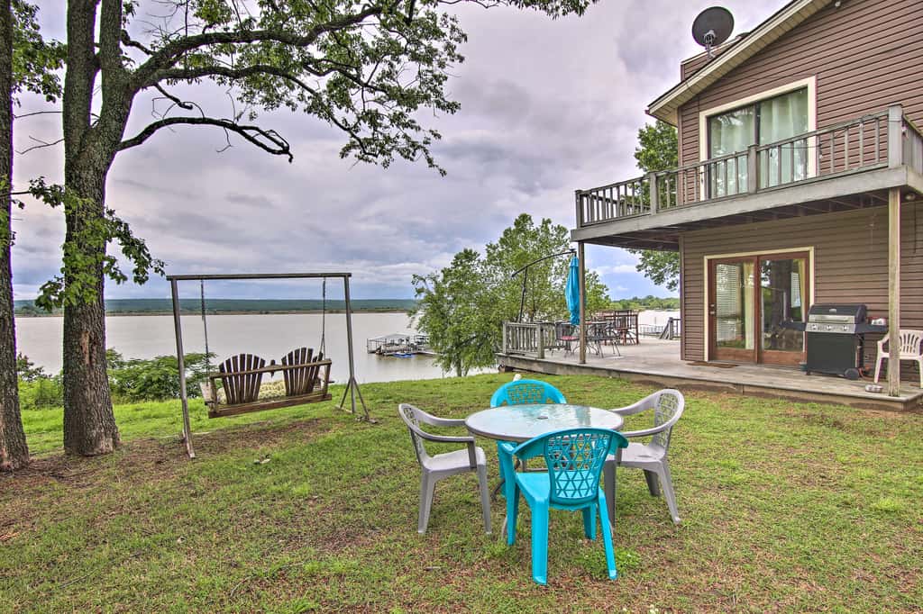 Lakefront Home w/ Private Beach Access!